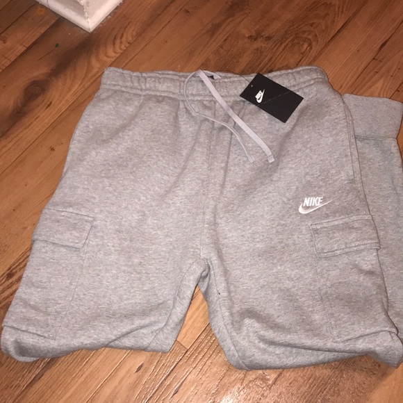 NWT NIKE CARGO SWEATPANTS - Picture 5 of 7
